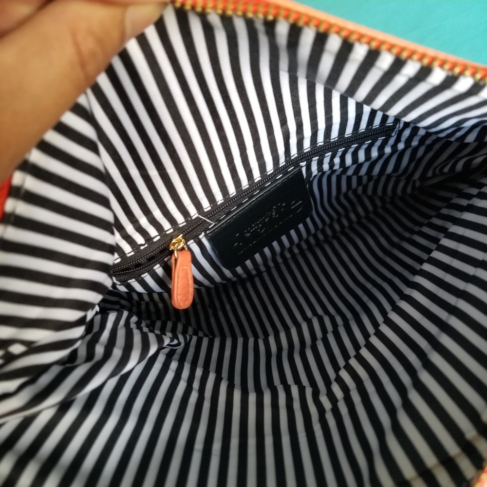 Charming Charlie Orange Foldedable Bag - Picture 4 of 5